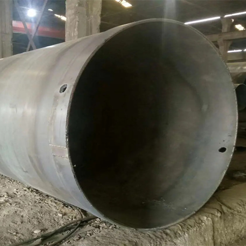 选择白山钢护筒的材质时，主要考虑哪些因素