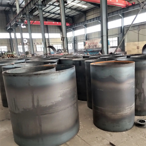 选择白山钢护筒的材质时考虑哪些条件？